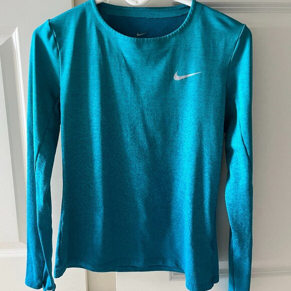 Nike Dri-Fit long sleeve shirt - Picture 1 of 2
